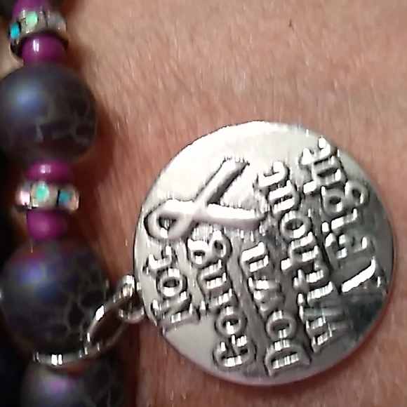 Stackable beaded bracelets - Picture 2 of 4